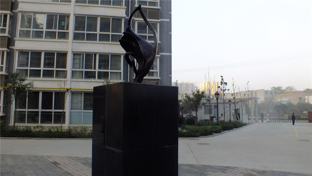 玻璃钢雕塑艺术在城市建设中有哪些作用？