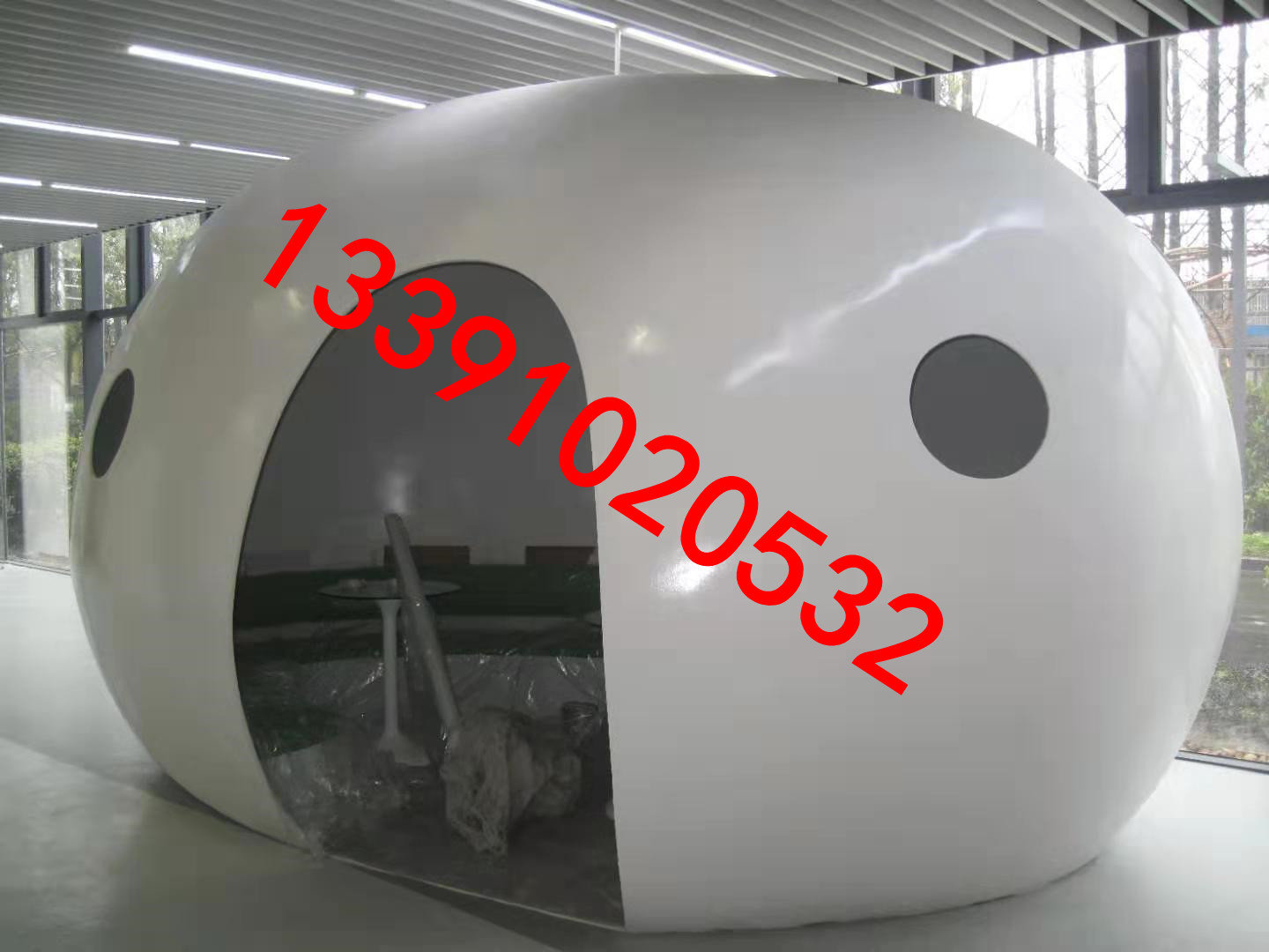 玻璃钢雕塑上用什么漆？